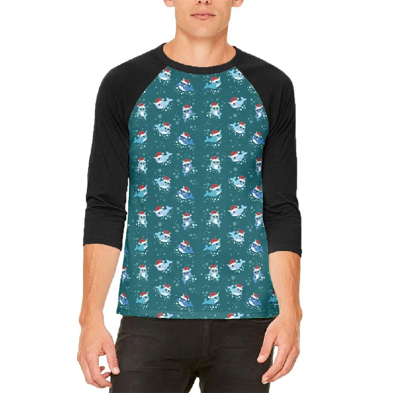 Christmas Narwhals in Santa Hats Pattern Mens Raglan T ShirtScoop Neck T-Shirts