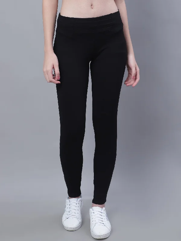 V-Neck Knit TopsWomen's  Broad waistband Black  High rise Jeggings